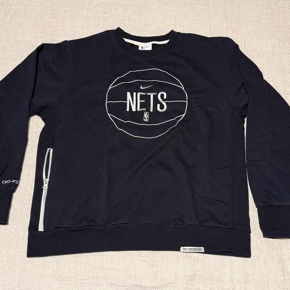 Nike NBA Brooklyn Nets Standard Issue Black Crewneck Sweatshirt Large L - Picture 4 of 7